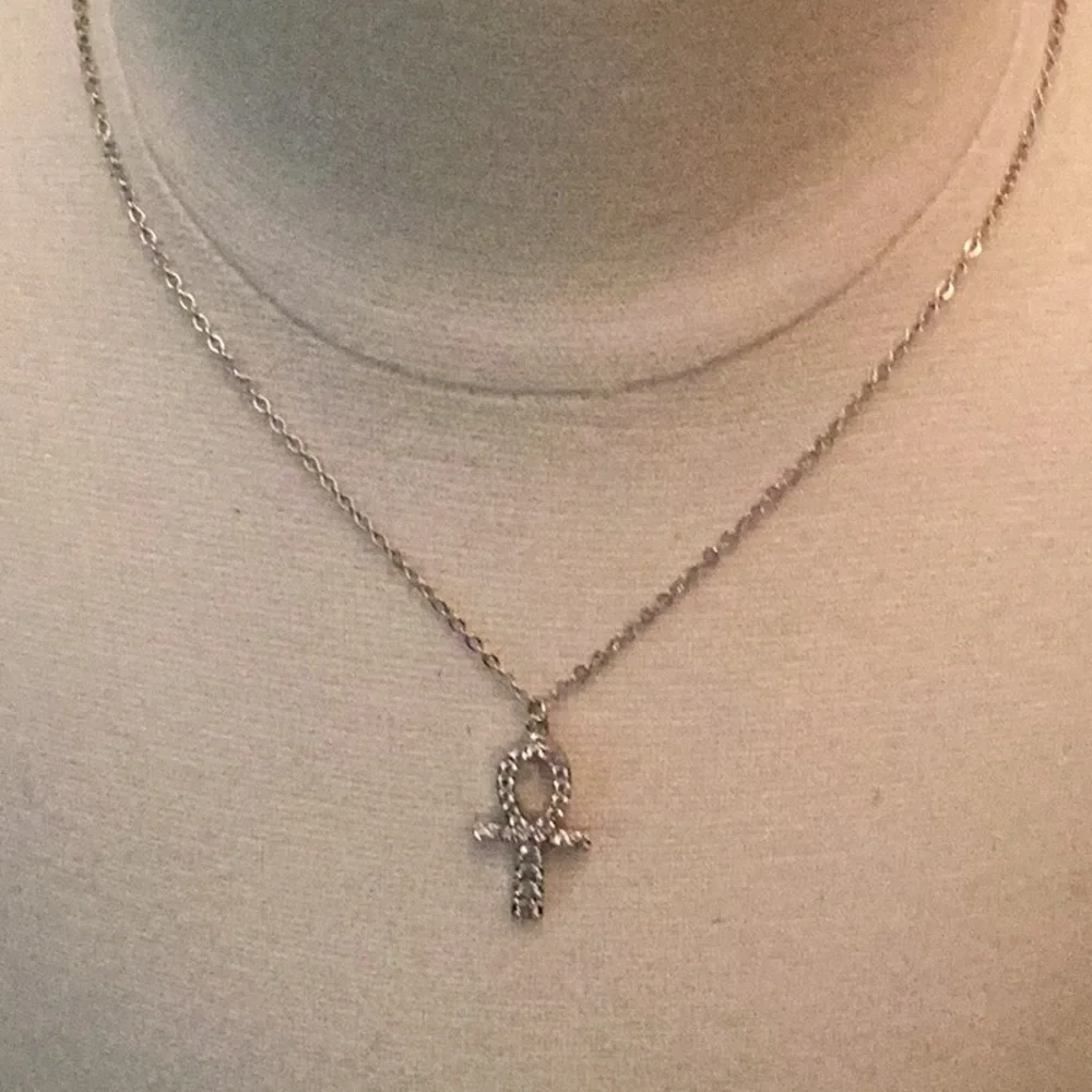 🦋NWT Gorgeous Cubic Zirconia Necklace/ Earring Set Makes Perfect Gift 🦋 - Picture 9 of 9